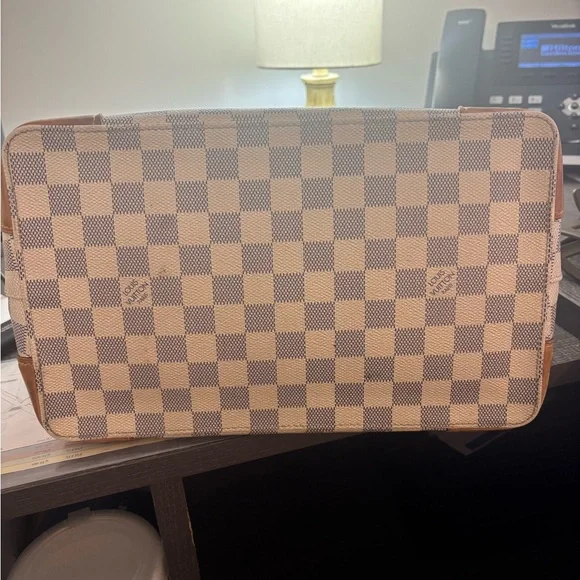 -Louis Vuitton hampstead pm bag - Picture 8 of 17